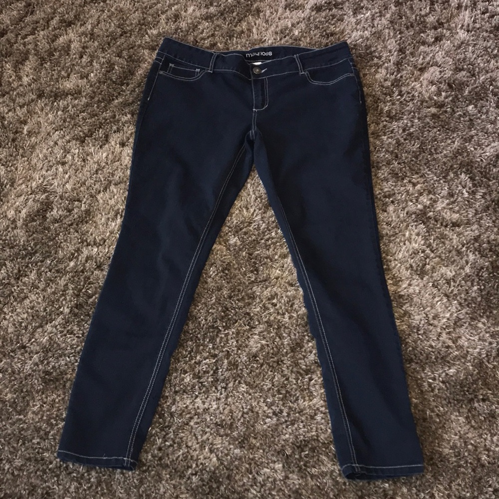 Women’s Maurices Size XL-Reg Stretchy Jeans.